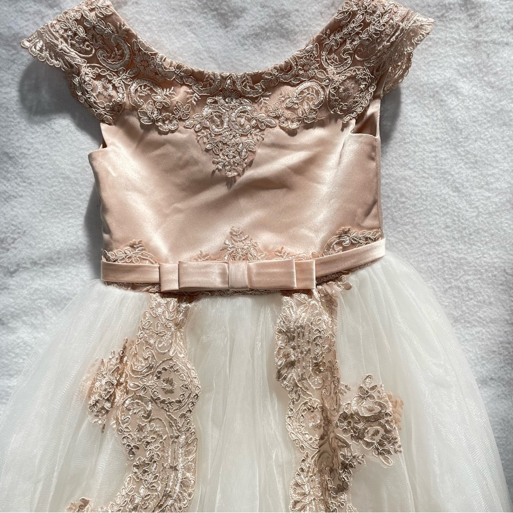 Girls satin, lace & tulle bridesmaid flower girl formal dress w/ train size 2-3 - Picture 5 of 12